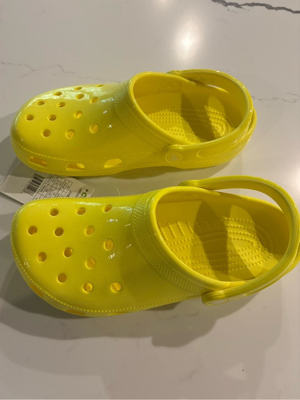 NWT Neon Yellow Crocs Clogs, W8, M5 Unisex - Picture 4 of 10